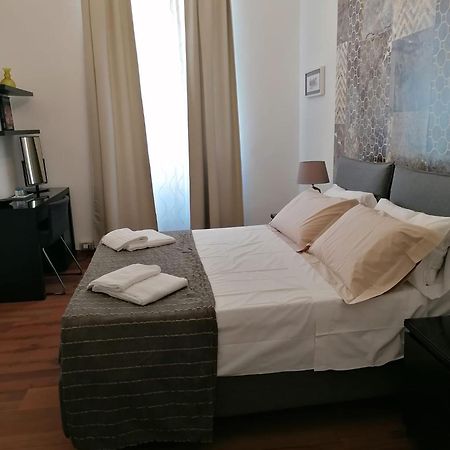 Monticello Apartment Via Cavour Рим Екстер'єр фото