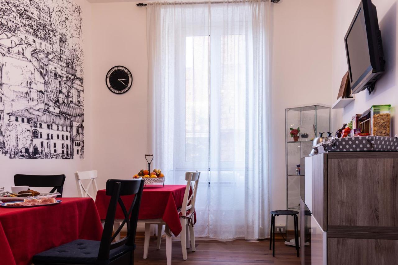 Monticello Apartment Via Cavour Рим Екстер'єр фото