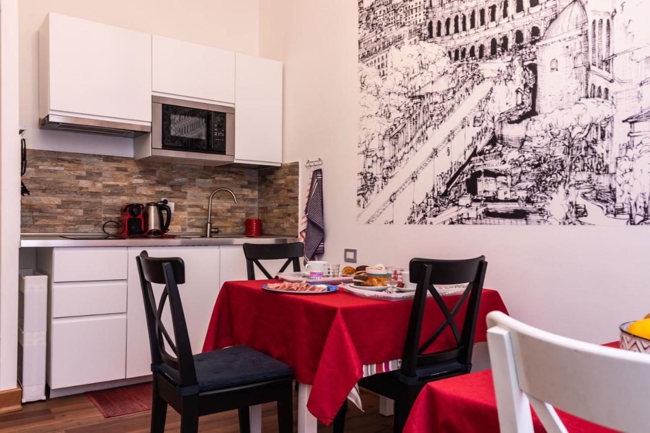 Monticello Apartment Via Cavour Рим Екстер'єр фото